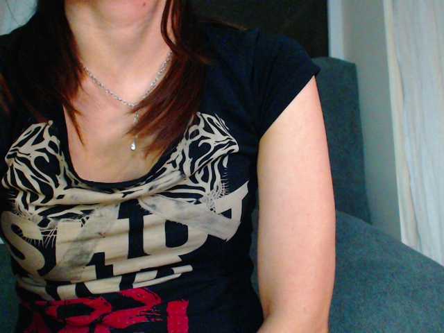 Ringhäälingupildid NaughtyHotty