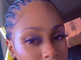 Erootiline videovestlus Naughtylittlemissy