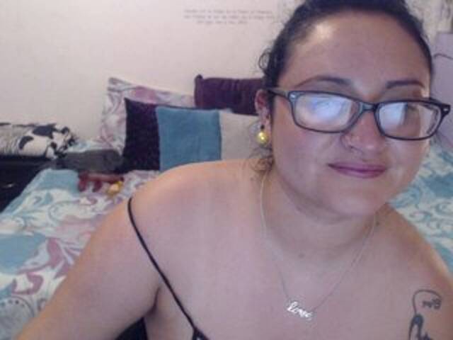 Ringhäälingupildid naugthy1