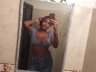 Erootiline videovestlus Naybrownie