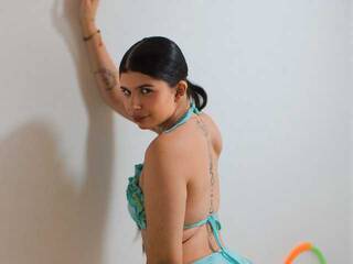 Erootiline videovestlus Nicolane-Palmer1