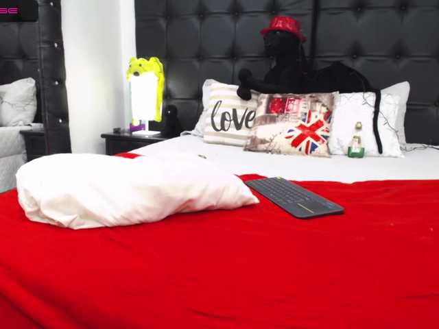 Ringhäälingupildid Nicoleex