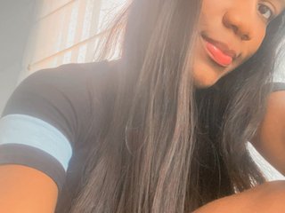 Erootiline videovestlus NicoleHillss