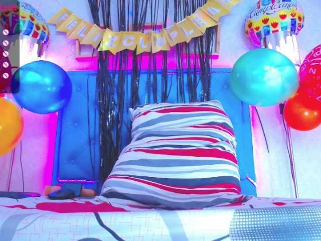 Fotod NicolTamara Welcome to my room my love I invite you to celebrate my birthday since you are the person with whom I celebrate it to the maximum you who are my favorite person I wait for you my love
