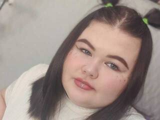 Erootiline videovestlus Nikki-Zen