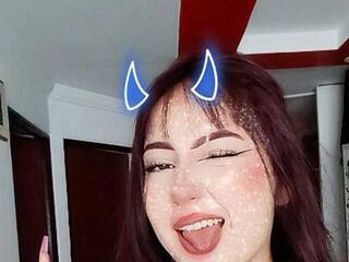 Erootiline videovestlus niky-cherry