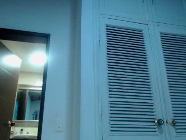 Ringhäälingupildid Ninacoric