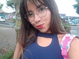 Erootiline videovestlus Nini-23