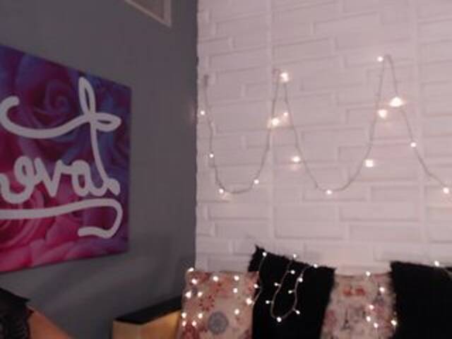 Ringhäälingupildid NinnaMonroe