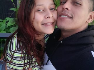 Erootiline videovestlus nundyandromeo