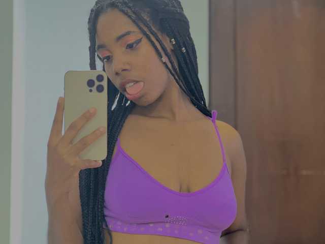 Profiili foto Nyomi-Jay