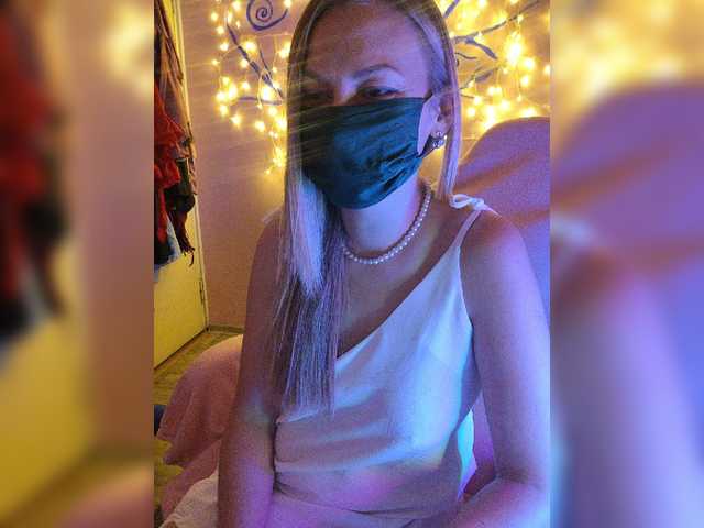Fotod Olenkinyskazk Welcome! Olya is here!! Glad 2 see u here)))Lovense is on (me) make me feel good: 10; 25; 50 n 55 and repeat)) Group is available; Toys in pvt))) Olya;s show: undress me all n use BodyLotion after @remain
