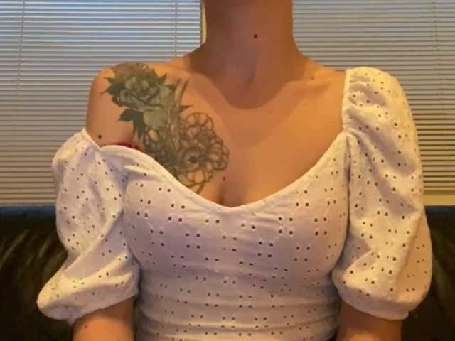 Ringhäälingupildid Olivia19Noah