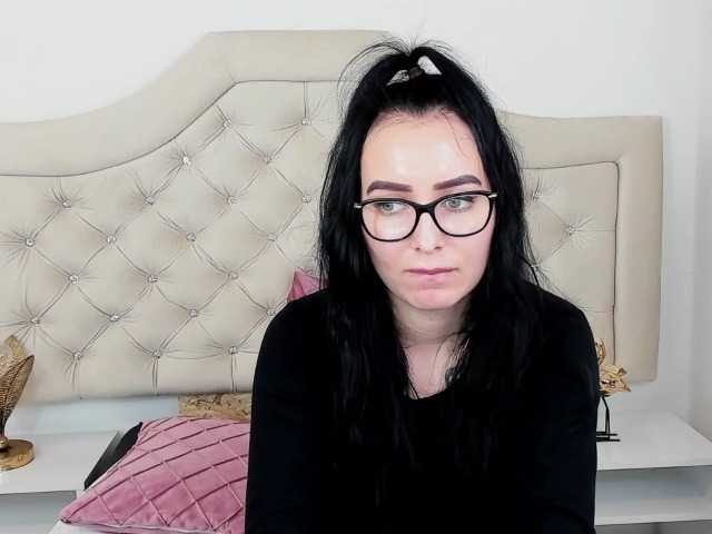 Ringhäälingupildid OliviaDiamond