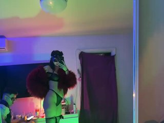 Erootiline videovestlus SashaXXXtasy