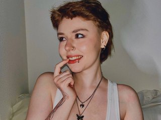 Erootiline videovestlus YourLola