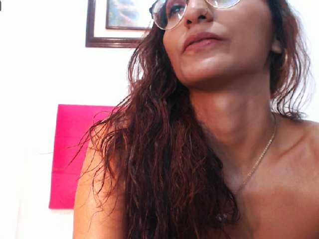 Fotod PennyTaylor Enjoy with me a delicious oil bath all over my body ♥Flash Pussy 40♥Fingering 190 ♥Fuckshow at goal! 550
