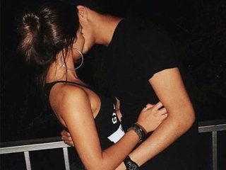 Erootiline videovestlus PervertsAngels