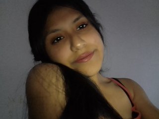 Erootiline videovestlus petite-paola