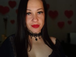 Erootiline videovestlus PetiteBrunieX