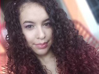 Erootiline videovestlus petitelucy