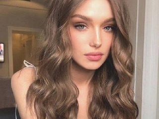 Erootiline videovestlus Pettysweety