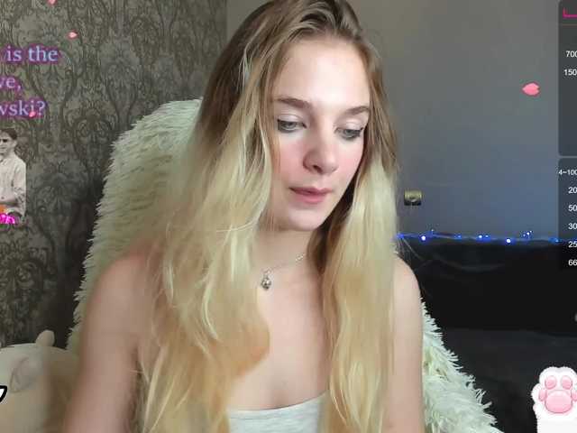 2 If you love me - smile/ 11 tokens if u want me >3