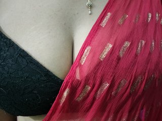 Erootiline videovestlus Praveenatelugu