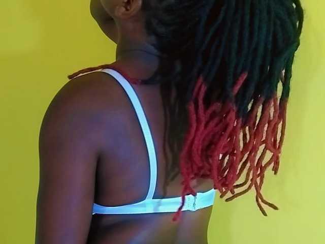 Profiili foto Prettiemee