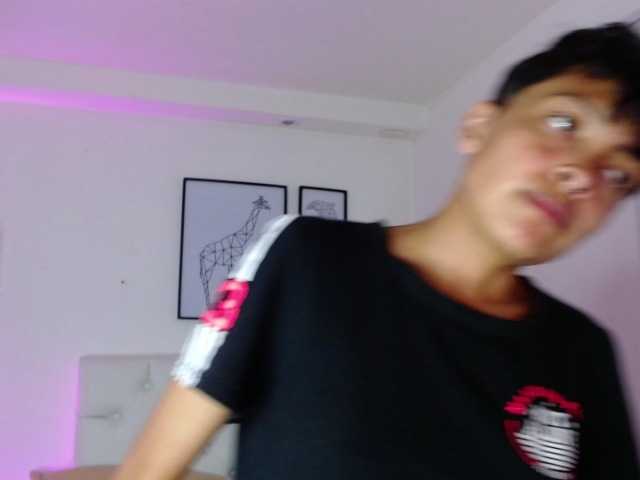 Ringhäälingupildid Pretty-black