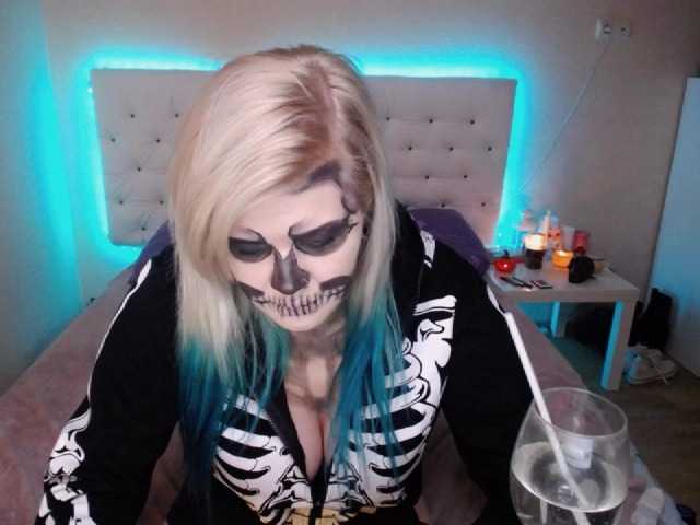 Ringhäälingupildid PrettyandNaug