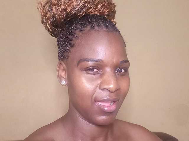 Profiili foto Prettybkack25