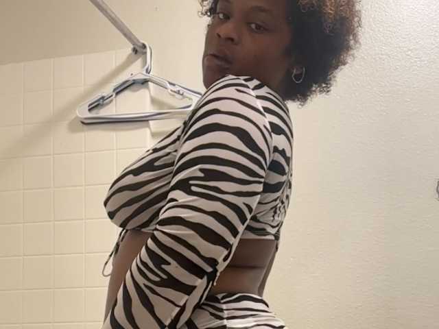 Profiili foto prettynthick12