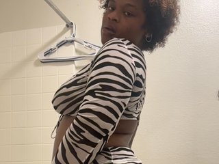 Erootiline videovestlus prettynthick12