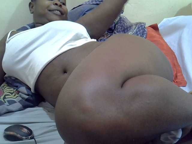 Ringhäälingupildid Prettypussyy