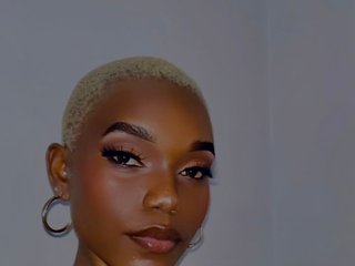 Erootiline videovestlus prettyvee