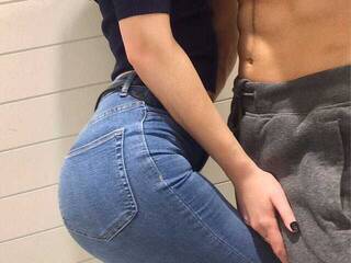 Erootiline videovestlus tikitokilove