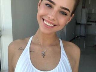 Erootiline videovestlus PtenchikRu