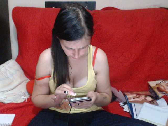 Ringhäälingupildid PureJulie