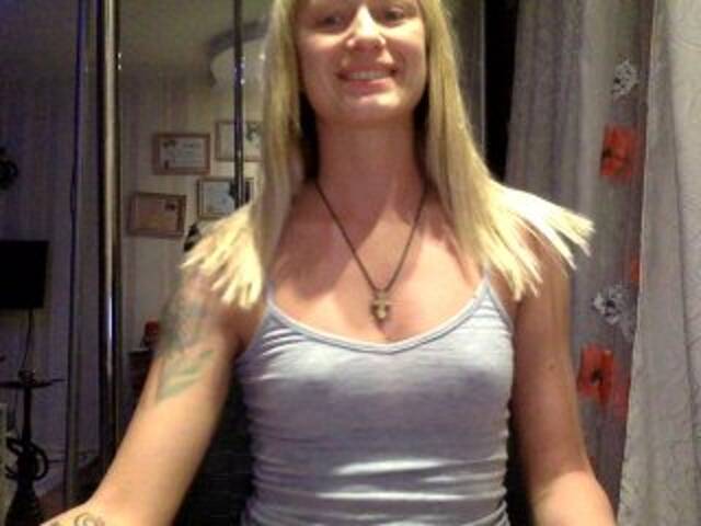 Ringhäälingupildid Pussywhite11