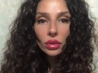Erootiline videovestlus Queenilatan