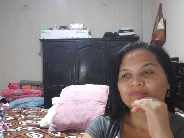 Ringhäälingupildid QueenNight