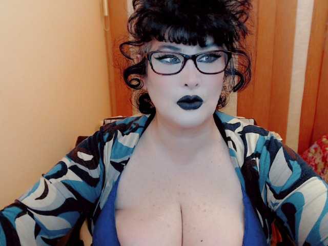 Fotod QueenOfSin GODESS ​OF ​YOUR ​SOUL ​AND ​QUEEN ​OF ​SIN ​IS ​HERE!​SHOW ​ME ​YOUR ​LOVE ​AND ​I ​SHOW ​YOU ​PARADISE!#​mistress#​bbw