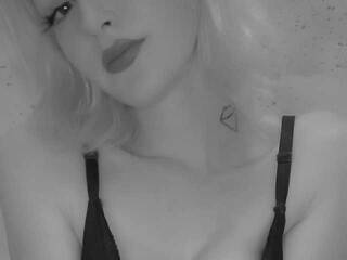 Erootiline videovestlus Bbyhalo