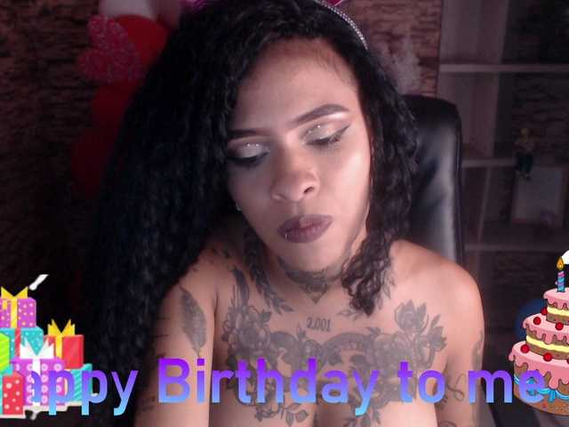 Fotod RaychelLennox ebonylatinabig assbig boobs ebony, young, hairysohw squirt for 1000 tkns