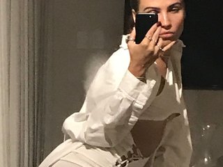 Erootiline videovestlus REALMEANTINA