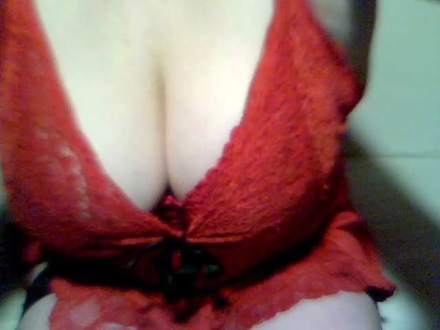 Fotod redcherry I love to caress my pussy and cum in ecstasy, your gifts cheer up and make my pussy get wet Make love. I have a sound, turn it on