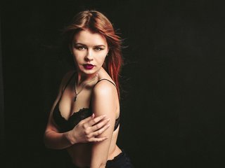 Erootiline videovestlus RedDoll