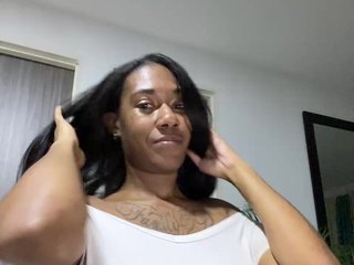 Erootiline videovestlus ReginaCorleone