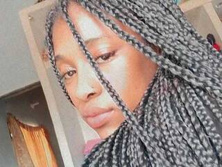 Erootiline videovestlus Rihana-28